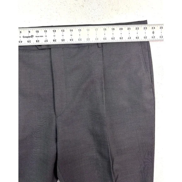 Profilo Uomo 48S 45x29 Charcoal 2pc Pant Suit 100% Wool Pleated Two Button